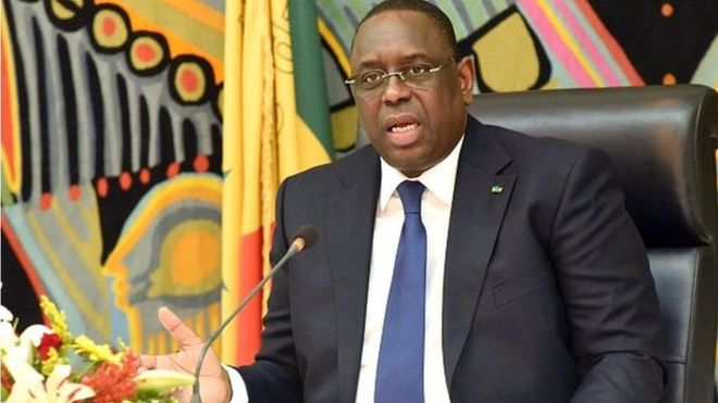 Macky Sall: « mon salaire n’est pas supérieur à 5 millions de francs CFA »