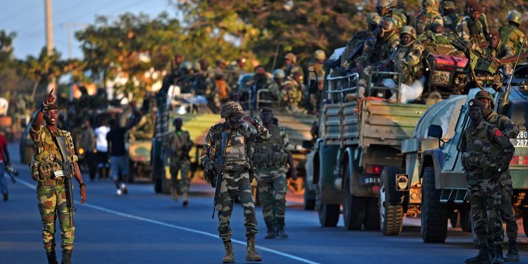 Sécurité: finalement 500 soldats sénégalais attendus en Gambie