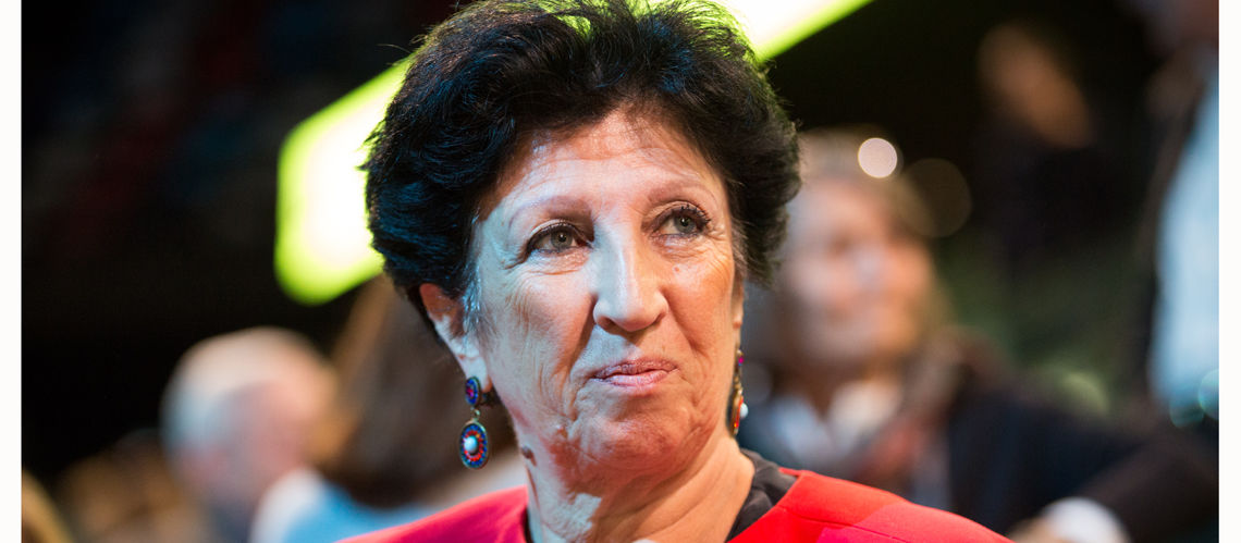 La mère d’Em­ma­nuel Macron réagit pour la première fois à la victoire: « Je me suis réveillée ce matin, je n’y croyais pas »