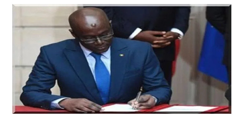 Sénégal : L’ancien ministre de l’Energie sur le point de publier un livre