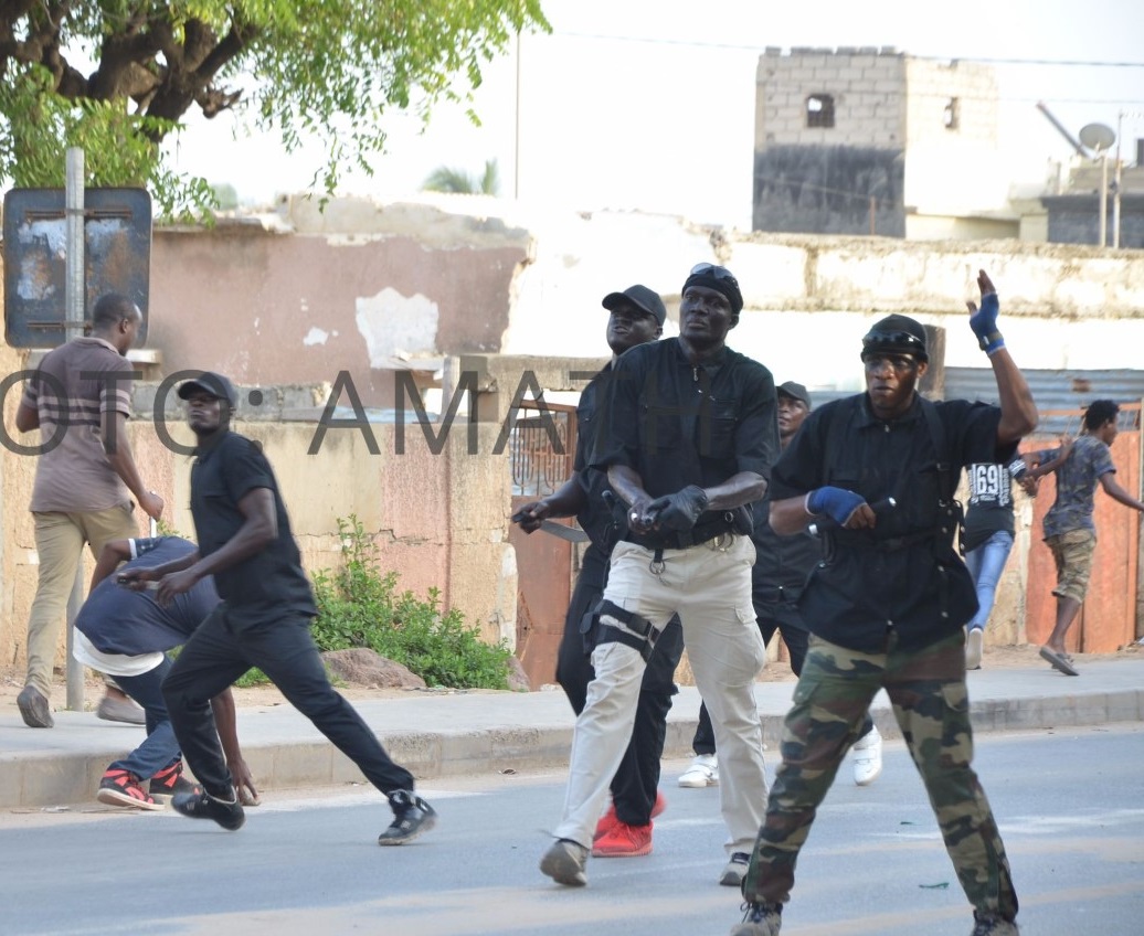 Rufisque: les nervis du ministre Oumar Gueye sèment le bordel dans les rues!