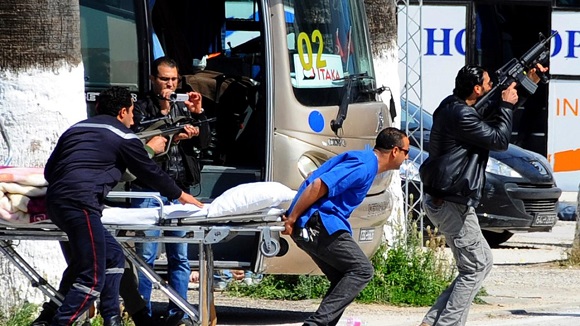 Urgent: attaque terroriste en France, une voiture rentre dans une pizzeria et tue...