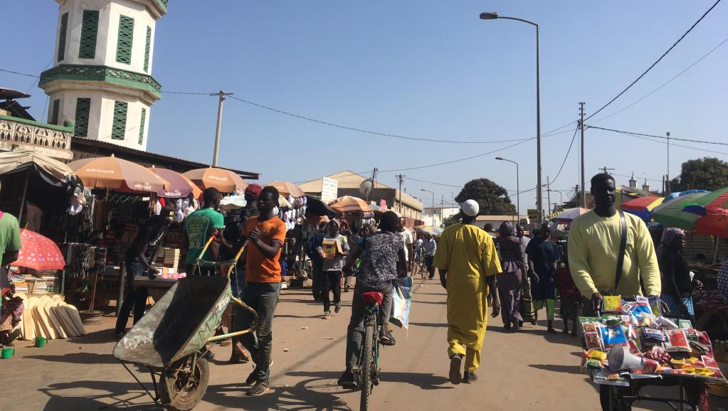 En Gambie, l’annulation de l’élection kényane fait parler d’elle