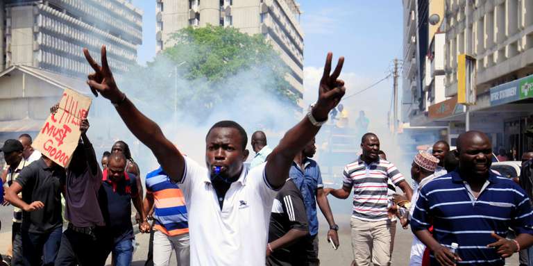 Kenya : deux opposants tués dans des manifestations interdites