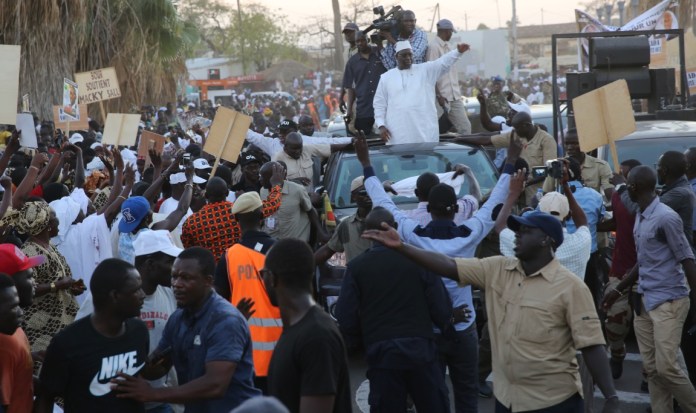 APR:  Menaces de défections partout 