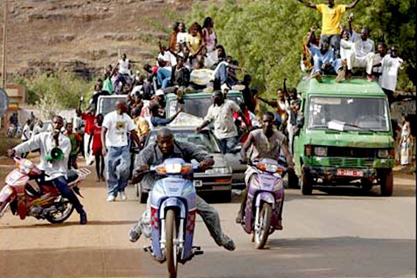 Les conducteurs de motos "Jakartas", n’ont pas le droit de faire du transport (Expert)
