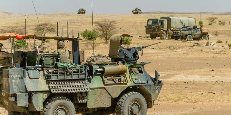 Assassinat des soldats: la guerre des communiqués entre Paris et Bamako