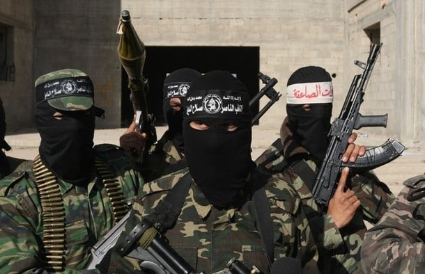 Attaque au Sénégal : un terroriste poignarde un Policier et un ASP