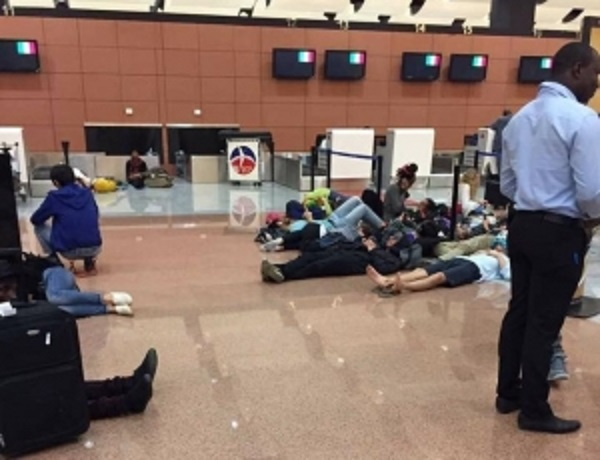 L’Aibd est fermé, des centaines de passagers sont bloqués à Diass