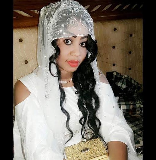 Djily Créations divorce avec cette beauté