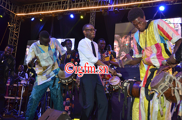 Regardez les images de la honteuse soirée de Youssou Ndour au CICES
