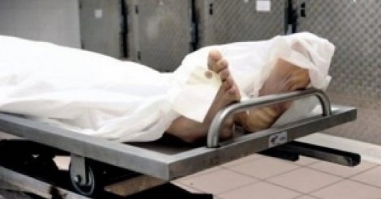 Le détenu se réveille juste avant son autopsie