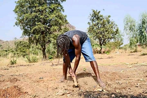 Tiken Jah Fakoly devient cultivateur