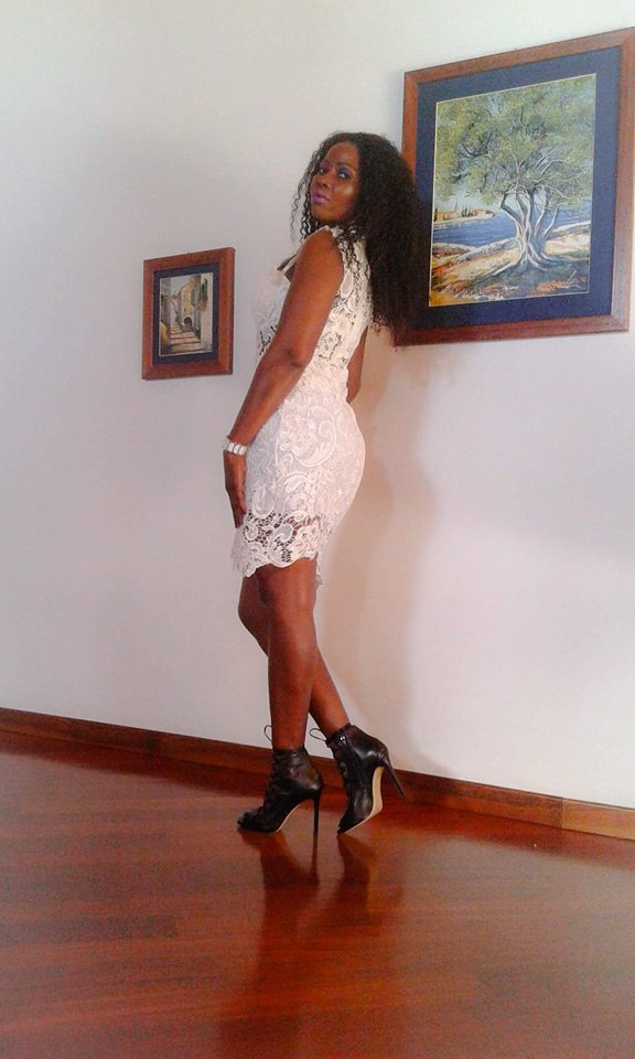 Theodoria Sagna, la ravissante actrice en six photos