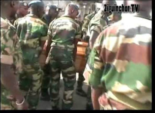 Crash d’un hélicoptère militaire à Fatick: l'appareil transportait la dépouille de...