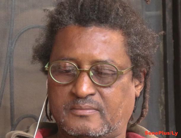 Le journaliste Demba Ndiaye démasque Macky: «Le parrainage est un prétexte pour un hold-up et une victoire au premier tour en 2019 »