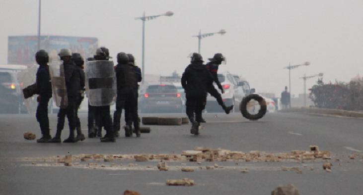 Contre le Parrainage: Ça chauffe déjà à Dakar, Thies et Touba...L’opposition anticipe