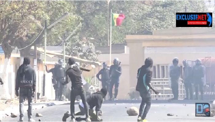 Gandiaye: Les élèves saccagent la mairie et blessent 3 gendarmes