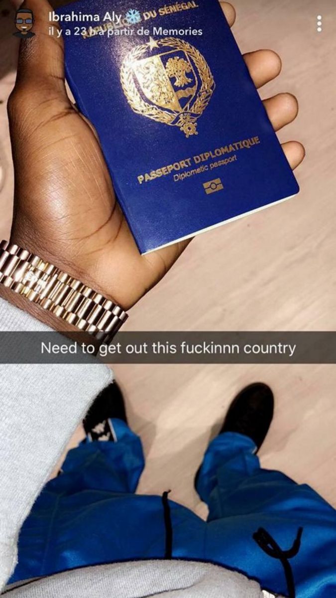 Le fils du ministre de l'intérieur insulte:  « envie de sortir de ce pays de merde»