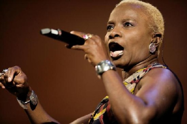 Angélique Kidjo tance les dirigeants Africains: « Pourquoi sommes-nous toujours dans la demande de fonds sans arrêt »