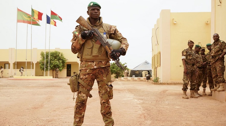URGENT: Six morts dans l'attaque contre le QG de la force du G5 Sahel au Mali