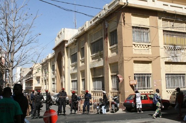 Commissariat central de Dakar: Quatre policiers mis en cause dans une affaire...