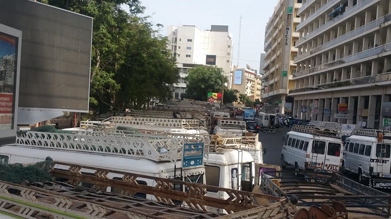 L'APR viole l’arrêt du préfet et transforme la place de l'indépendance en garage de Niaga Ndiaye 