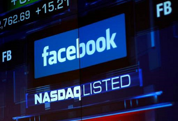Facebook chute en Bourse