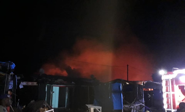 URGENT: Incendie au marché Tilène de Ziguinchor (Regardez)