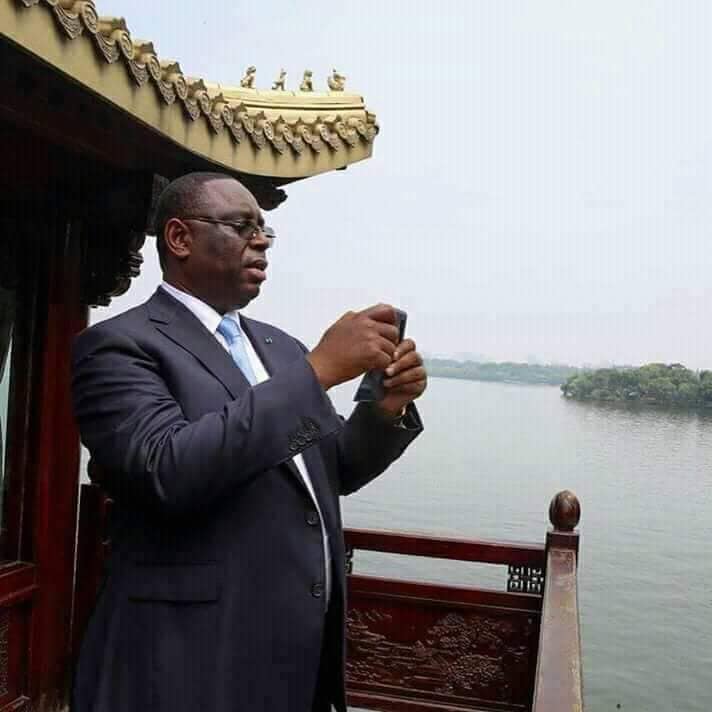 La RTS et la TFM accusées par le CNRA de faire " la propagande" de Macky Sall