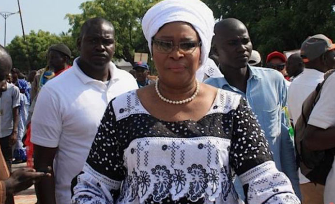 Ralliement spectaculaire : Aïda Ndiongue pose un pas vers Macky