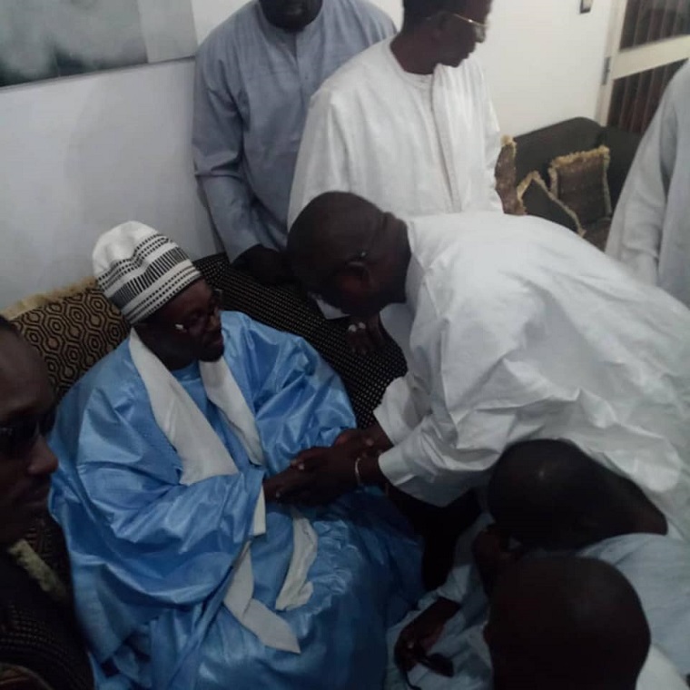  Baldé reçu par le Khalif général des mourides et d'autres dignitaires de Touba