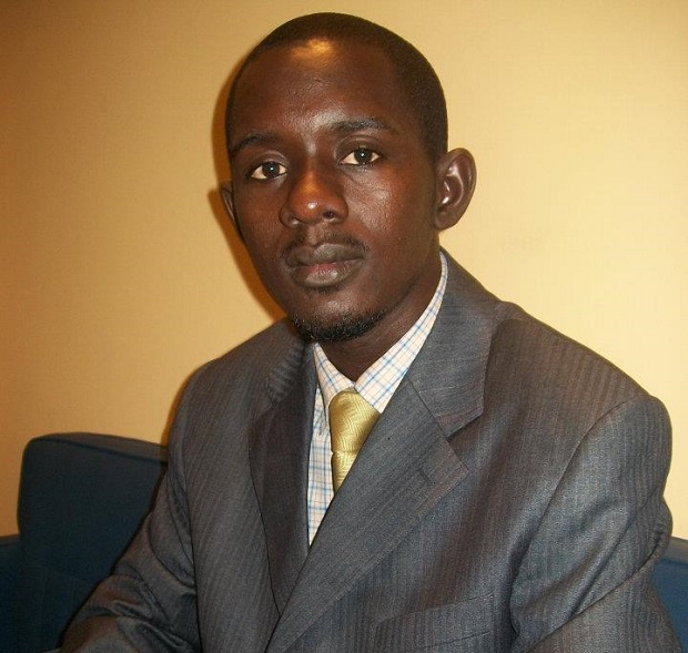 Des chaussures et des chaussettes…(Par Amadou Thiam)