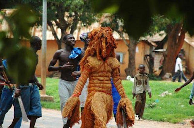 Saccage du véhicule d’un gouverneur : Un « kankourang » prend 6 mois de prison ferme