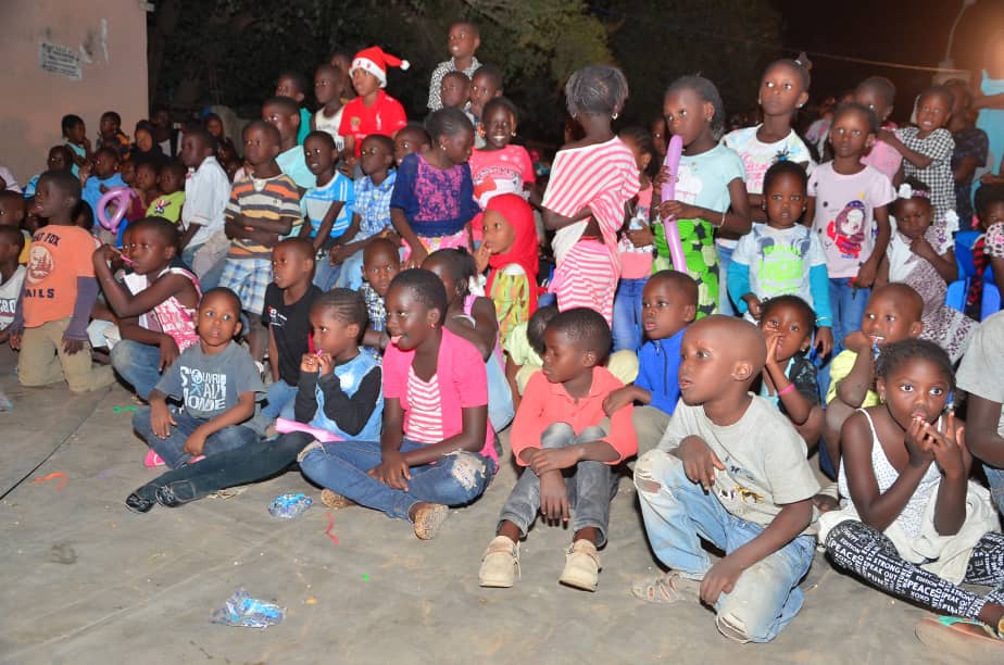 Commune de Biscuiterie: Plus 300 enfants retrouvent  le sourire de noël grâce à Maguette Diop 