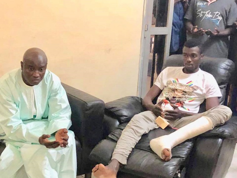 Aly Ngouille Ndiaye remet 7 millions aux familles des 5 militants de l’Apr décédés