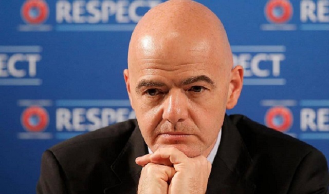 CAF Awards : l’avion des présidents de la CAF et de la FIFA tombe en panne