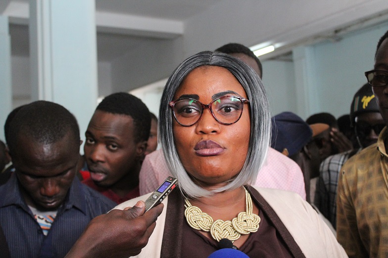 Vidéo: Césaltine Médang dénonce "vigoureusement' les attaques contre Amadou Ba