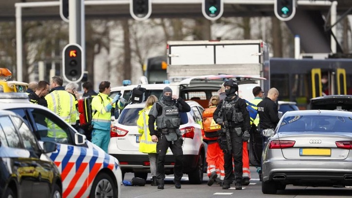 Pays-Bas: fusillade dans un tramway, plusieurs blessés