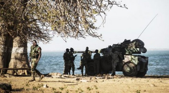 GROGNE: Plus de dix militaires radiés 