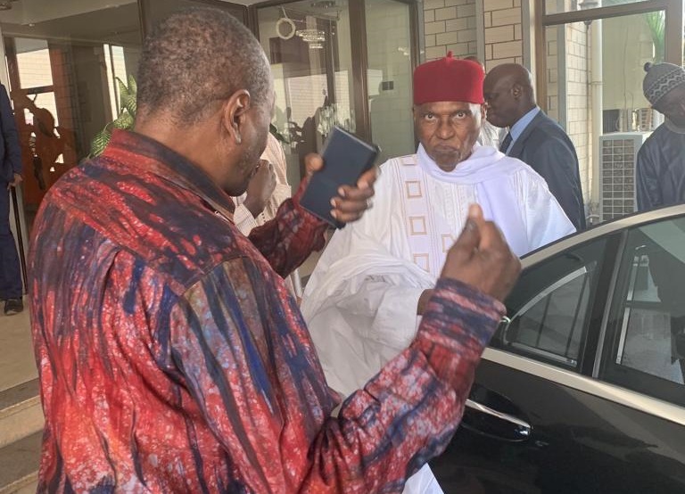 Déménagement : Après l'hôtel Terrou-Bi, Abdoulaye Wade s'installe à…