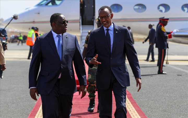 Que Macky s'inspire de la méthode Kagamé  et Macky