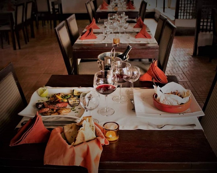 La vérité sur le restaurant Italien "Colorado " installé au point E