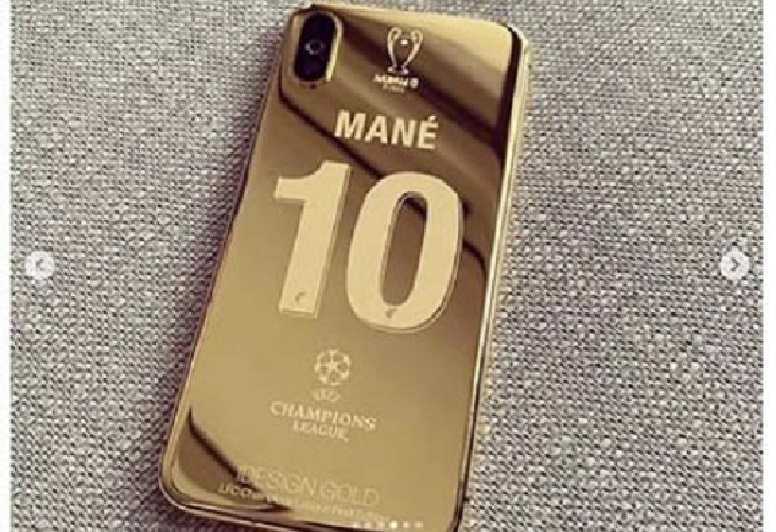 Des iPhone Max en or 24 carats pour Sadio Mané et ses coéquipiers