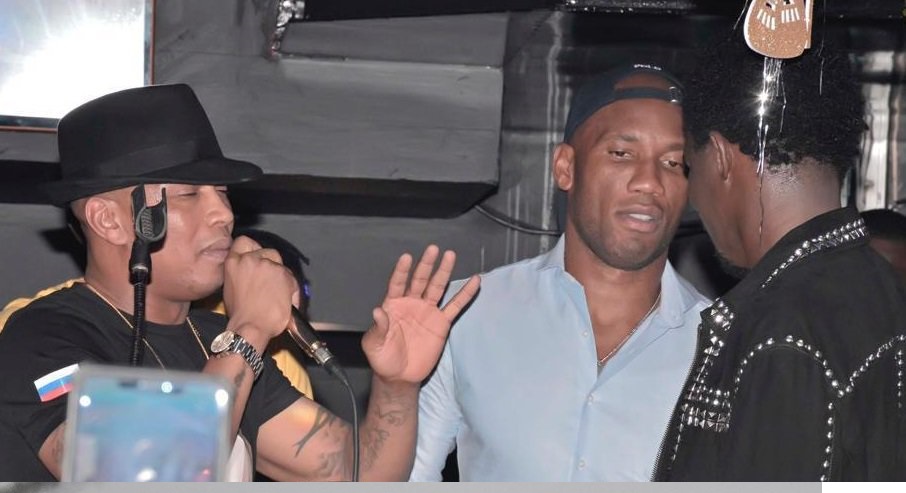 CAN 2019 : La leçon de classe de Drogba à El Hadji Diouf