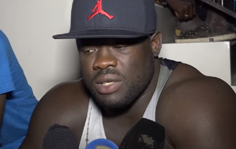 Eumeu Sène évacué à l’hôpital