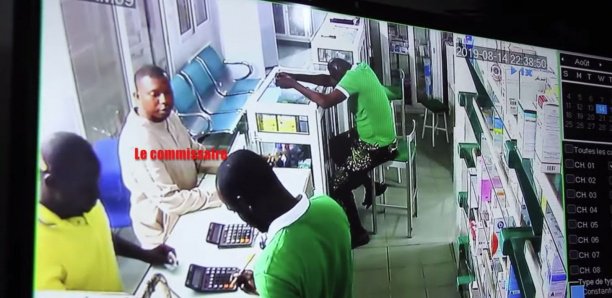 Petite sanction: : Le commissaire Sankharé relevé de ses fonctions