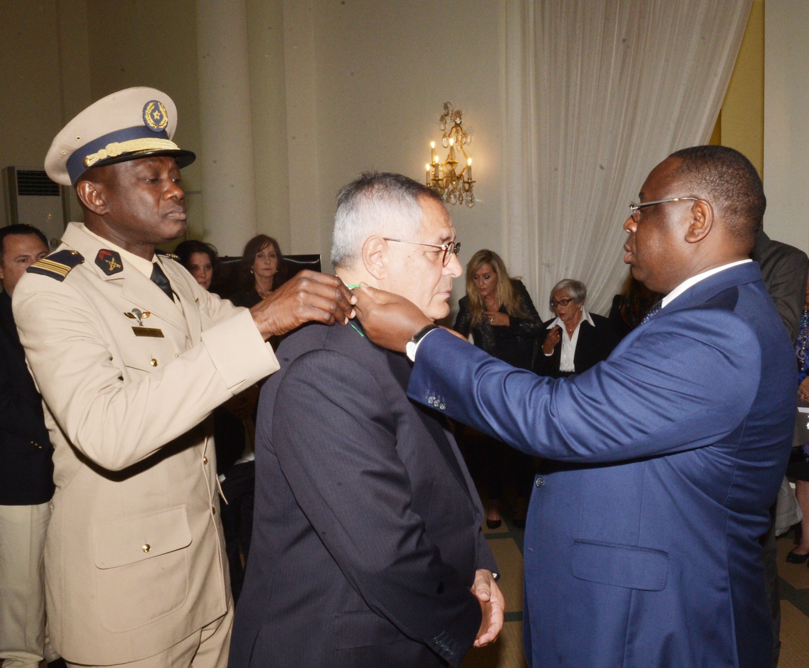 Macky Sall prend ses distances avec Robert Bourgi : l'avocat français perd le nord...