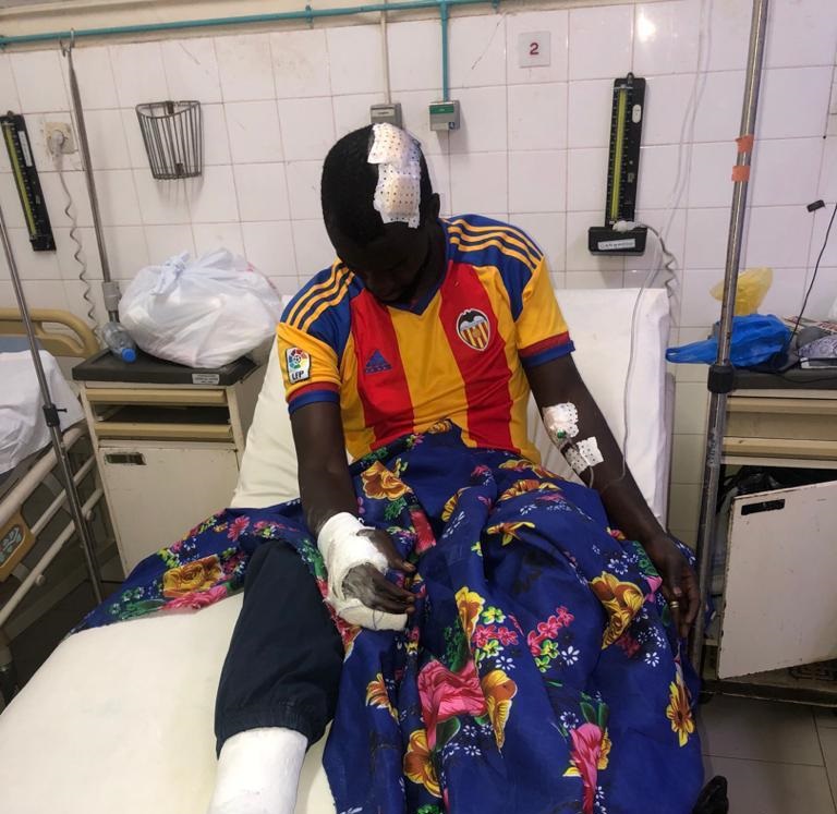 Vidéo: Un groupe d'étudiants en t-shirt "Orange" sème le bordel et blesse trois...