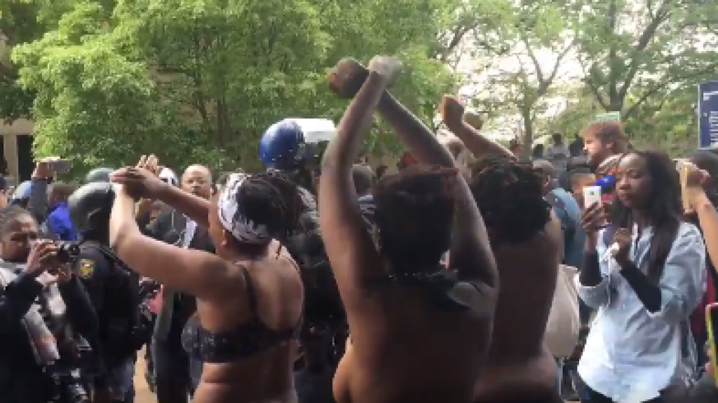 Une cinquantaine de Sud-Africaines porteuses du VIH stérilisées de force